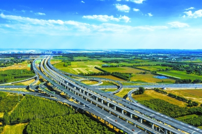 “新国门第一路”大兴国际机场高速公路正式通车正式通车