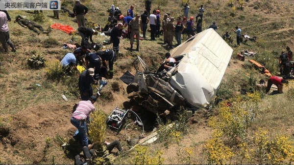 土耳其东部发生车祸 致15人死亡