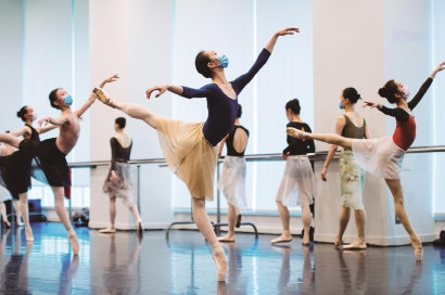 上海芭蕾舞团“云考核”吸引网友围观