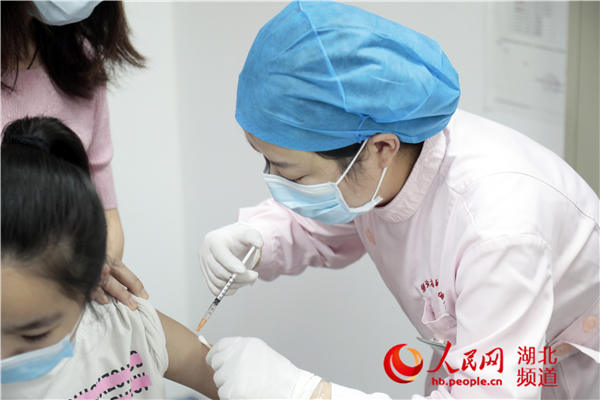 终于落地！国产宫颈癌疫苗第一针在武汉接种