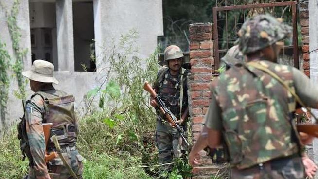 ​印度军警与武装分子交火 2人死亡