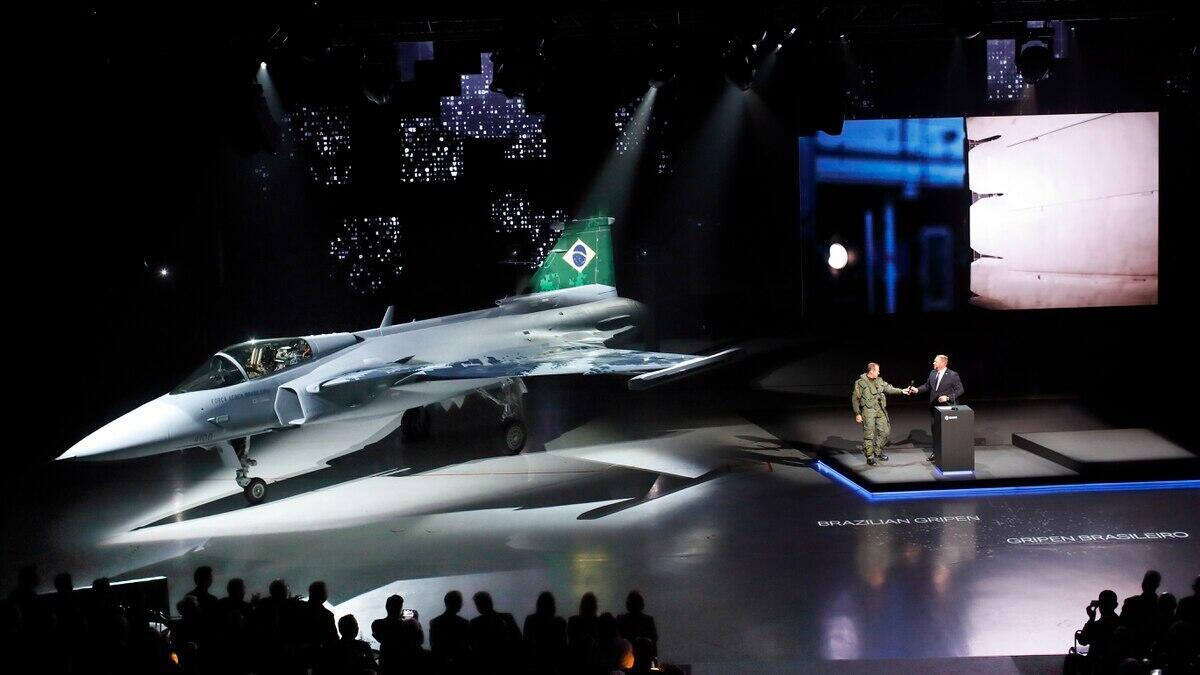 巴西开始在本土生产“鹰狮”零部件 经典欧洲战机将具南美血统