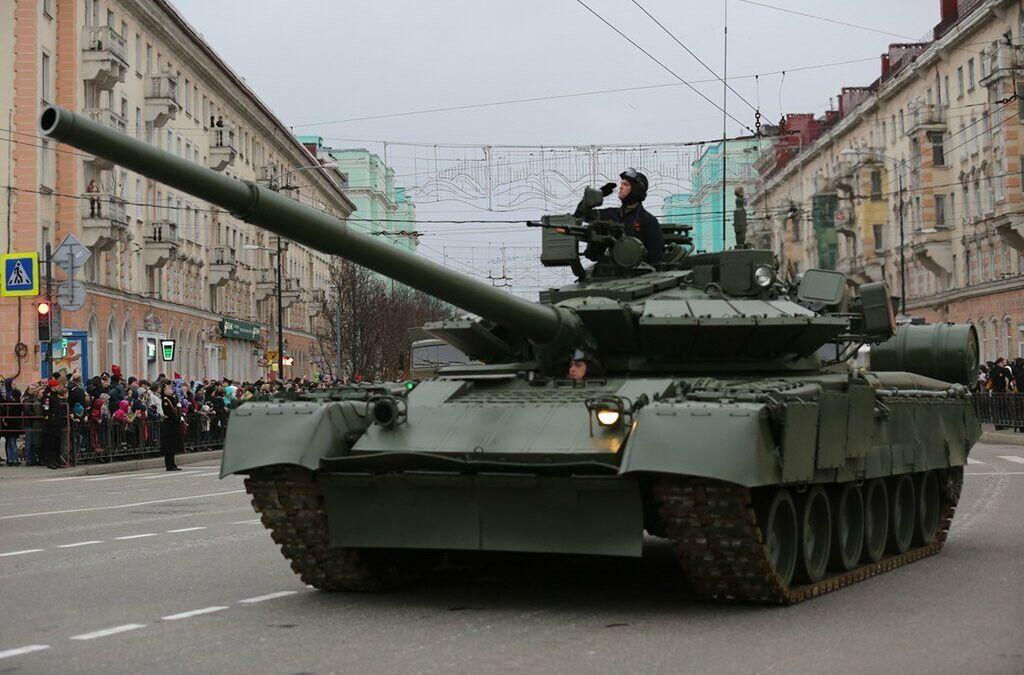 俄北极部队开始接装北极专用新型T-80BVM坦克