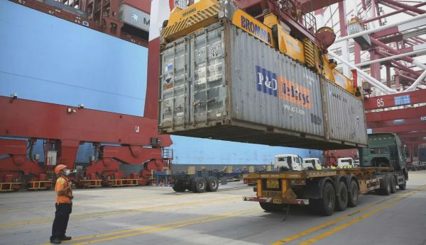 2020西班牙gdp_西班牙斗牛图片(3)