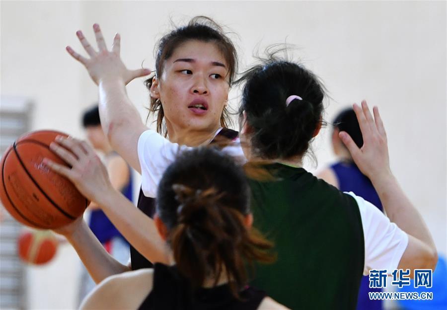 中国女子篮球联赛：福建恒安心相印备战
