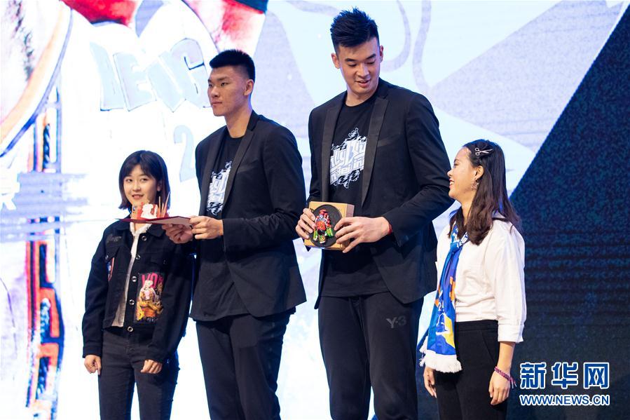 （体育）（6）篮球——北京首钢男篮举行迎新大会