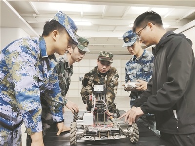 425名大学生士兵来自同一高校——请看北京工业大学耿丹学院如何把征兵工作做在平时