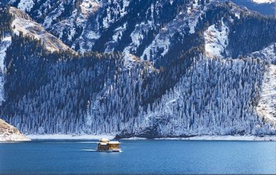 新疆大力发展冬季旅游
