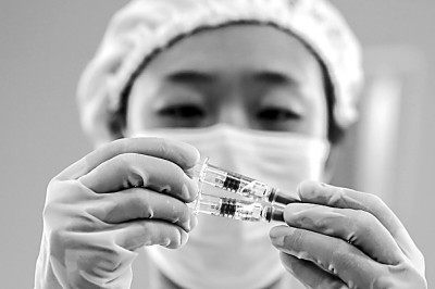 新冠疫苗研发，中国为何全球领先——新型举国体制提高关键核心技术攻关效率