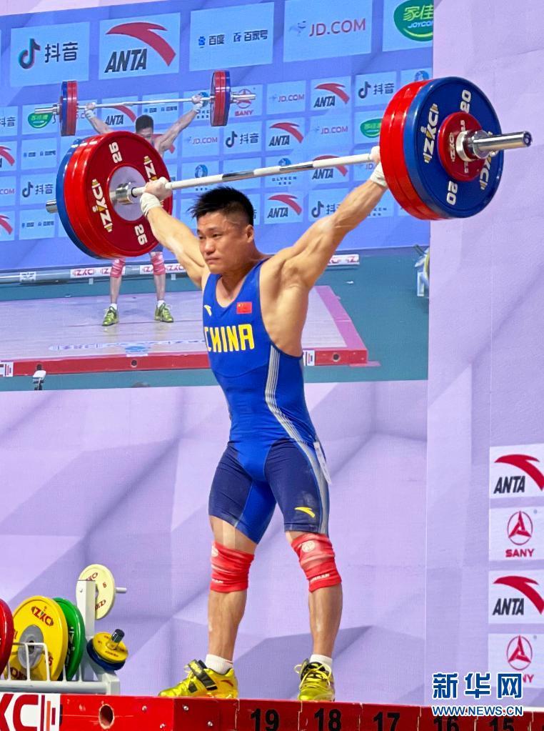 亚锦赛男子81公斤级：吕小军夺冠