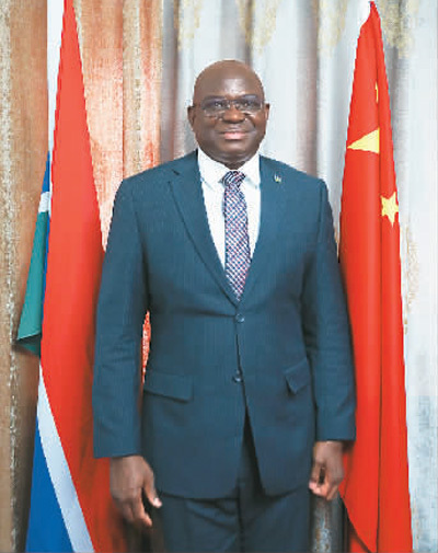 “我毫不犹豫选择中国”（我在中国当大使）——访冈比亚驻华大使马萨内·纽库·康蒂