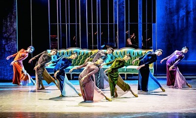 上海：一个院团靠什么佳作迭出——聚焦舞台艺术的“上海歌舞团现象”