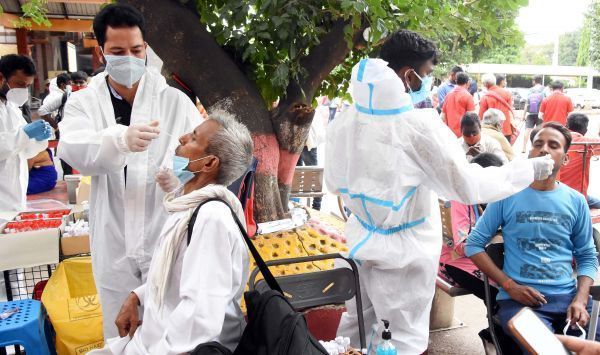 印度：生理盐水冒充疫苗 警方已逮捕14人
