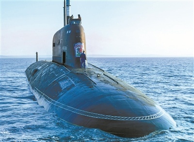 俄新型“水下核巡洋舰”浮出水面