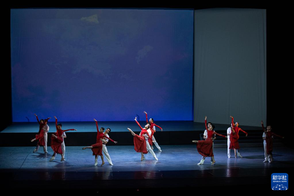 芭蕾舞剧《我的名字叫丁香》北京上演