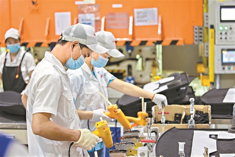 豪情满怀向春天丨蓬勃向上的“新”力量 南粤大地的“新”动能