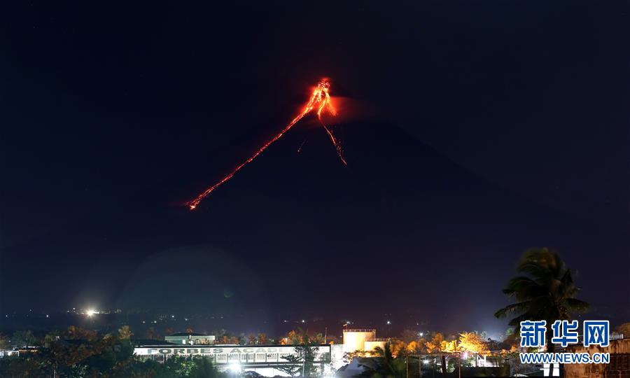 （国际·一周看天下）火山岩浆