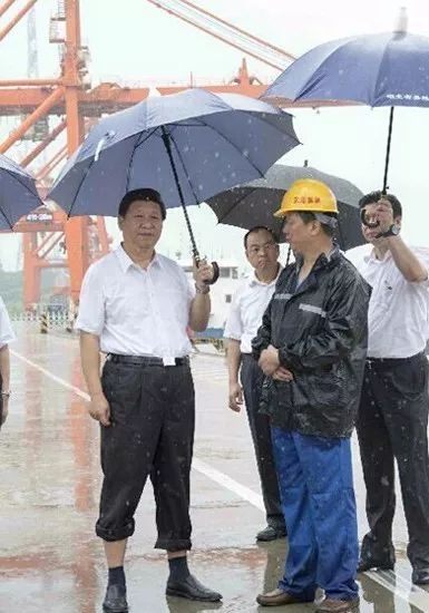 习近平诠释的这则“恒等式”,引爆最强掌声潮!