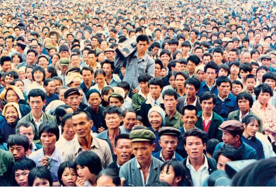 [广西这一天]第四期：壮族三月三，广西人嗨翻了……(附大量珍贵历史照片)