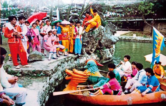 [广西这一天]第四期：壮族三月三，广西人嗨翻了……(附大量珍贵历史照片)