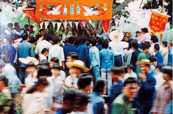 [广西这一天]第四期：壮族三月三，广西人嗨翻了……(附大量珍贵历史照片)