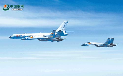 专家:空军“绕岛巡航”已常态化未来歼-20或将加入