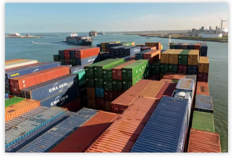 美媒:美国打压中兴源于对中国科技崛起的恐慌!伤人者必自伤丨外媒说